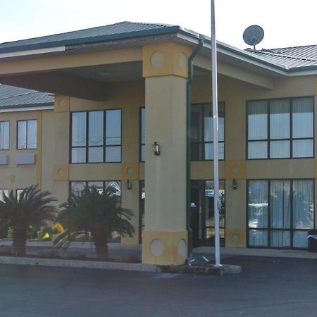 Days Inn By Wyndham Монтгомъри Екстериор снимка